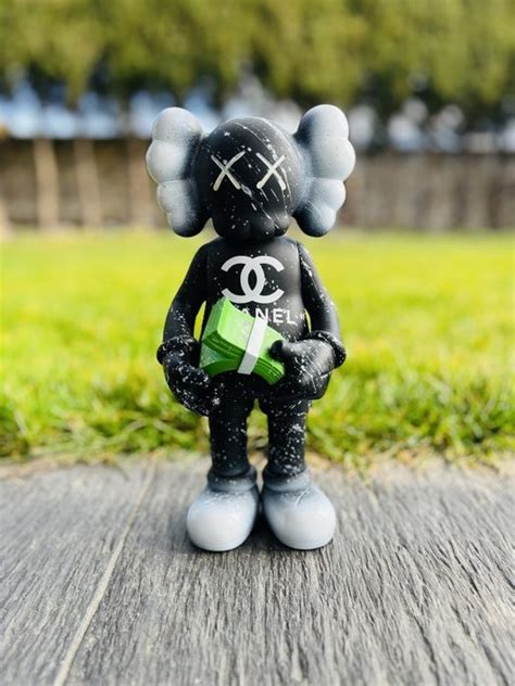 chanel kaws|rise of kaws.